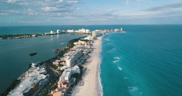 ultimate guide to Cancun