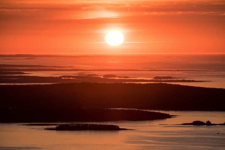 Sunrise over Frenchman Bay seen from Acadia National Park in Maine