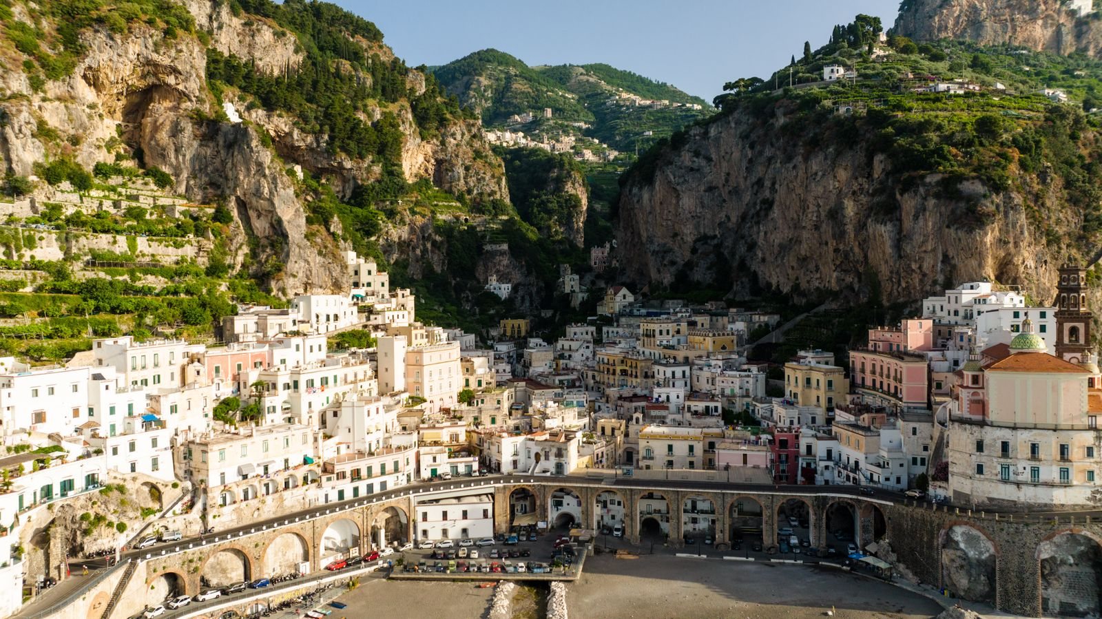Best time to visit Italy for summer on the coast