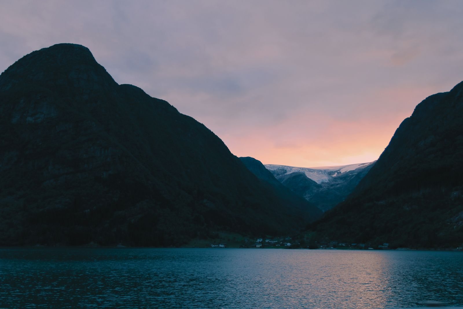 Best time to visit Scandinavia: midnight sun, northern lights and value