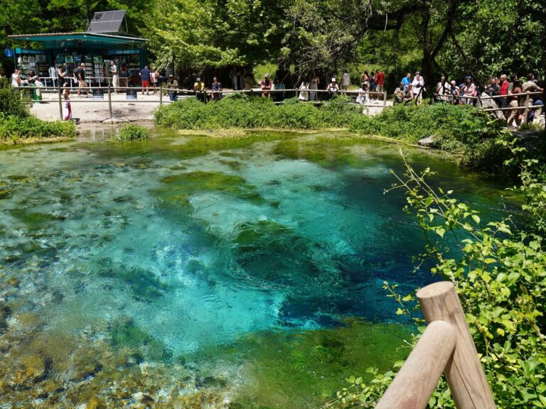 Blue Eye Albania guide: how to get there from Saranda, fees and the best time to go