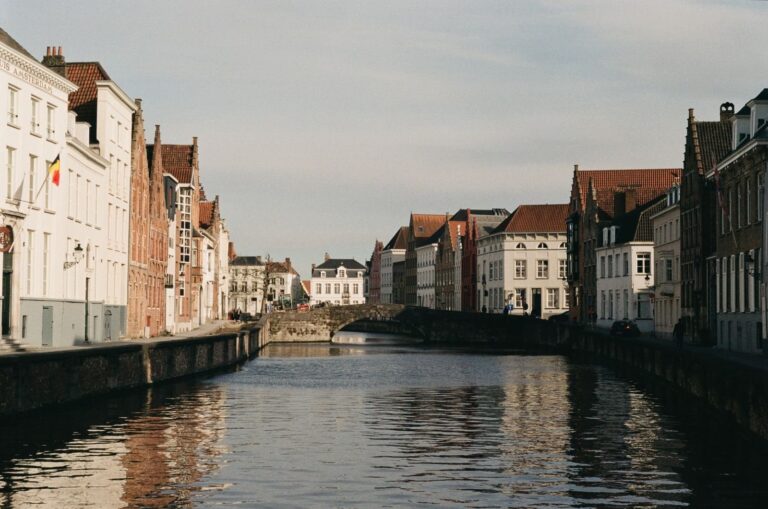 Bruges travel guide: when to go, things to do and a weekend plan