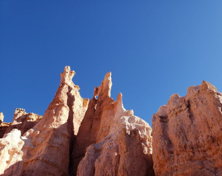 Bryce Canyon National Park: hoodoo hikes, viewpoints and stays