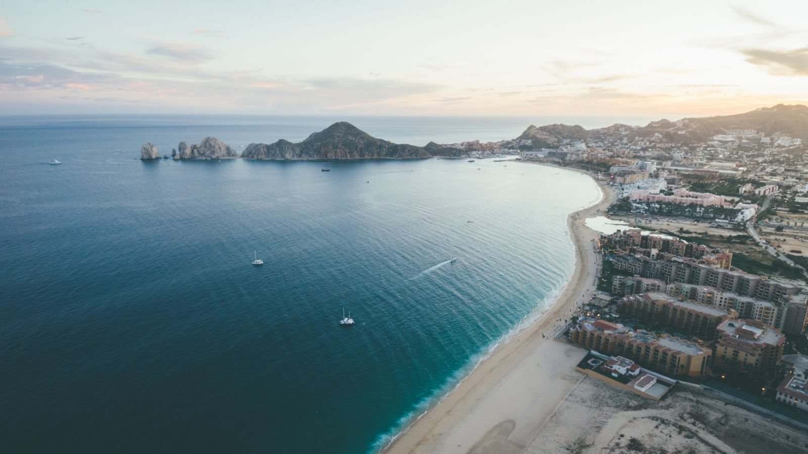 Cabo San Lucas travel guide tips on getting around Cabo San Lucas, costs and what we wish we knew