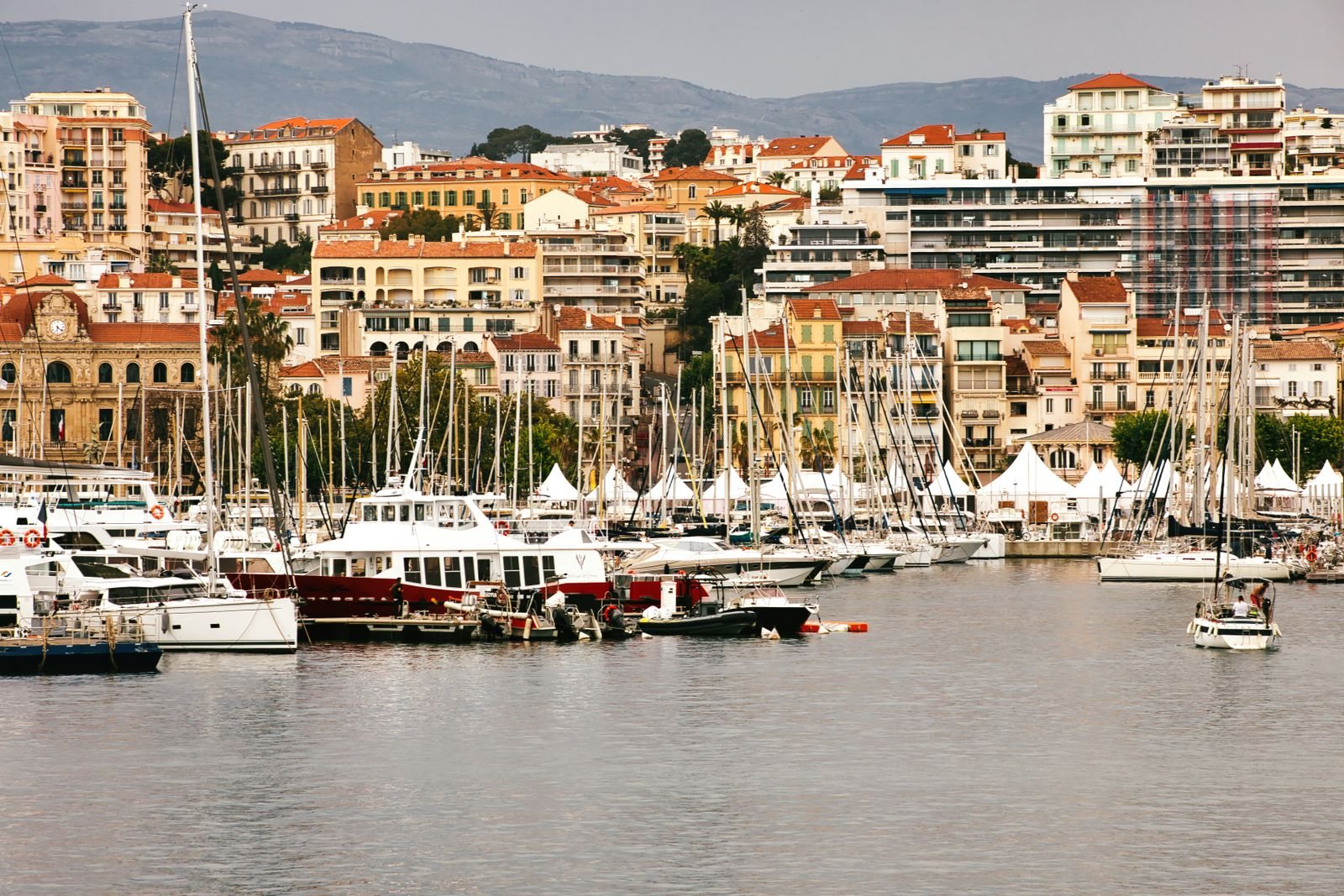 Cannes France guide to the old port and Le Suquet
