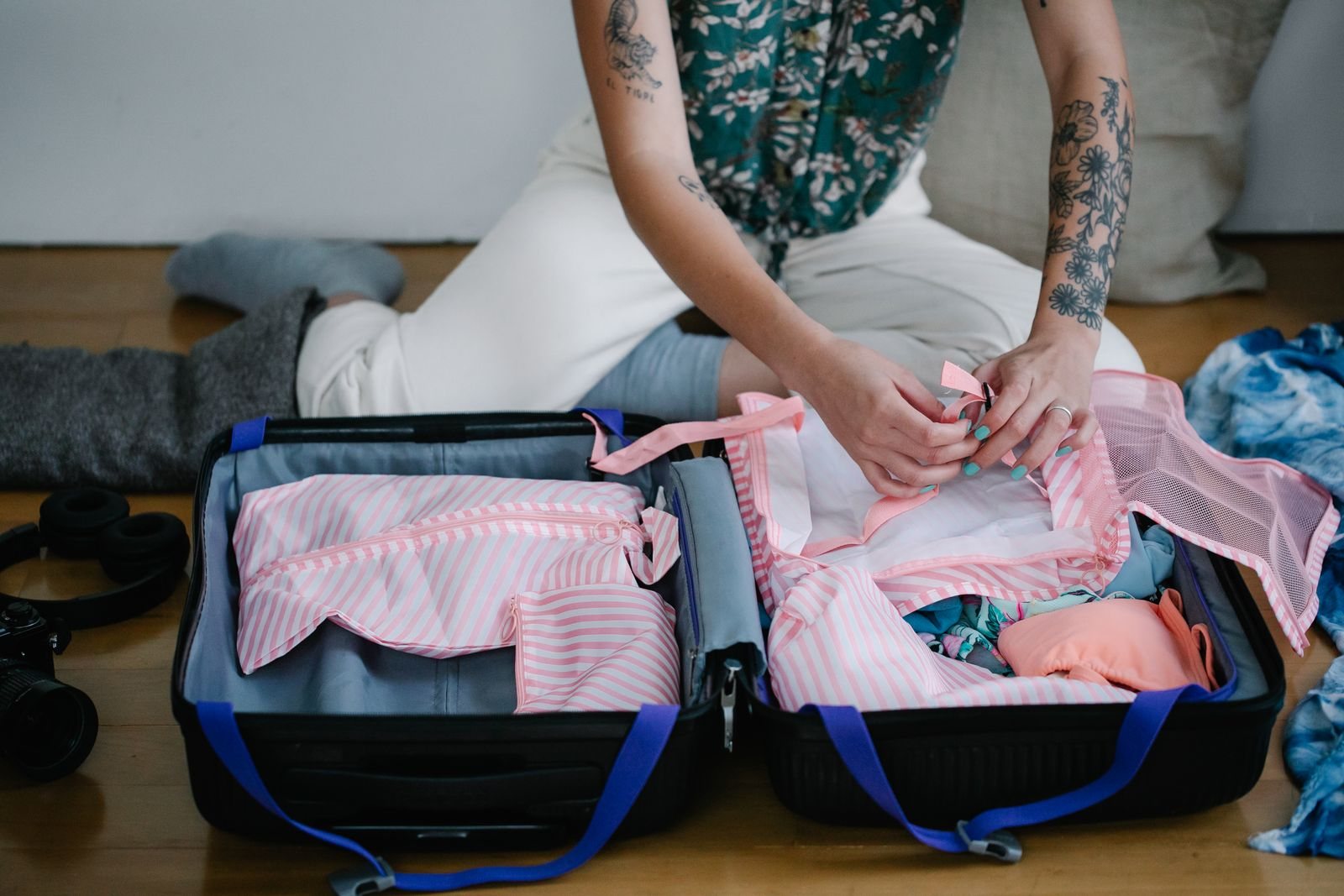 Carry-on packing list and capsule wardrobe tips