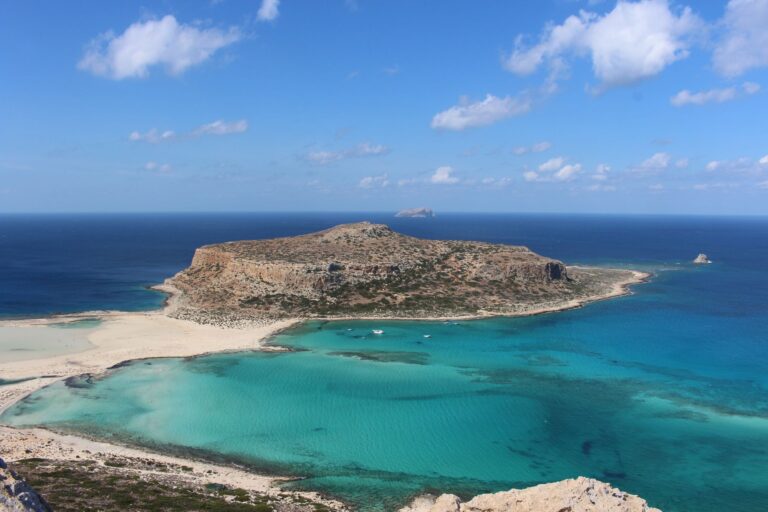 Crete travel guide covering the best beaches, Chania, Knossos and when to go