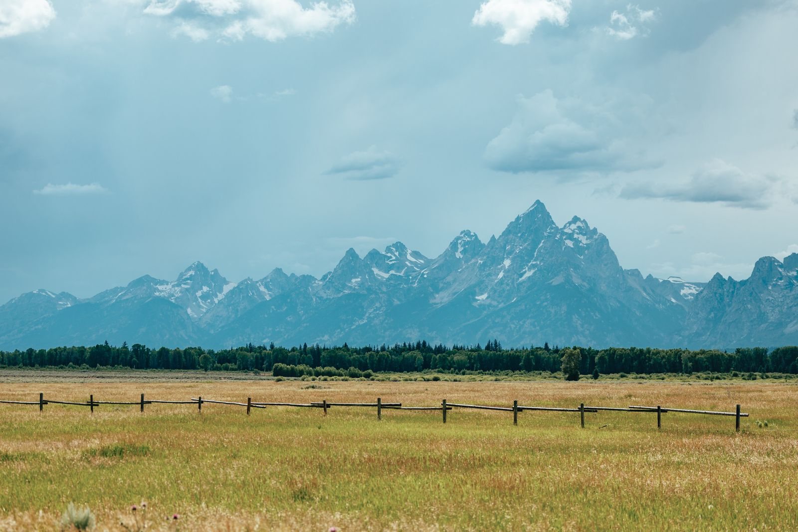 Grand Teton travel guide tips on getting around Grand Teton, costs and what we wish we knew