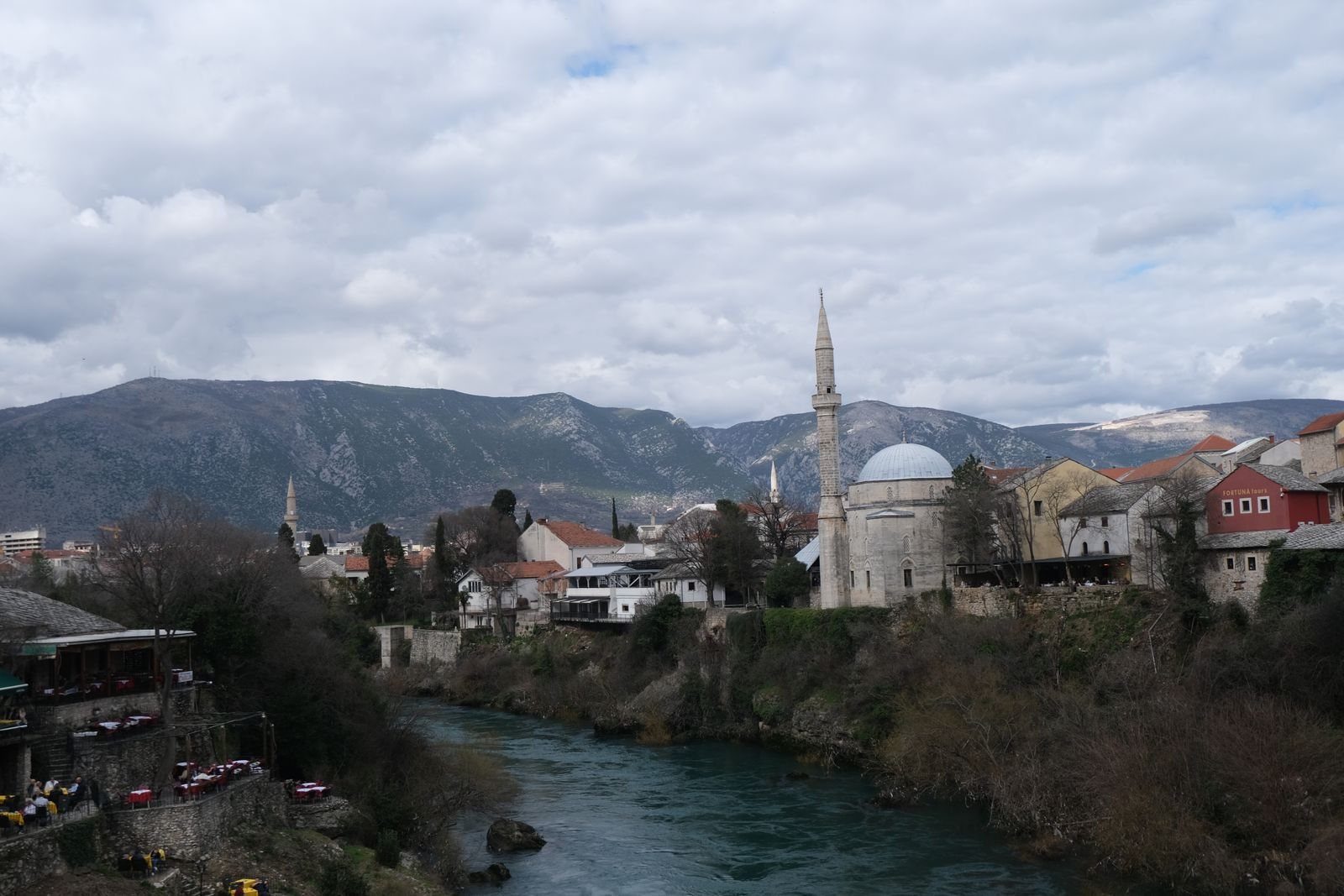 How to plan a trip to Bosnia with Mostar and Herzegovina on the route