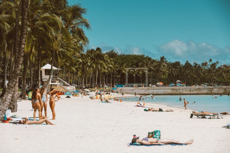 How to plan a trip to Hawaii: islands, timing, costs and booking