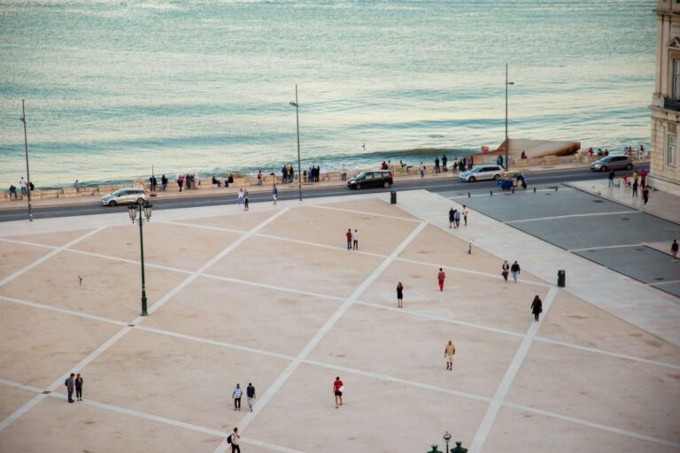 How to plan a trip to Portugal: days needed, route, timing and budget