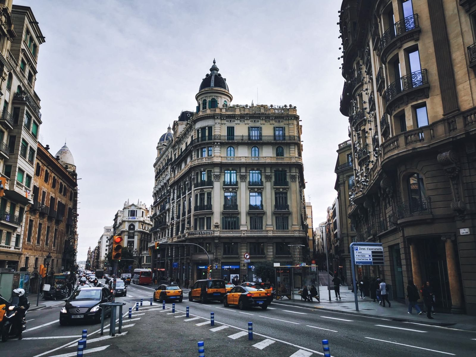 How to plan a trip to Spain: timing, length, rail routes and budgets