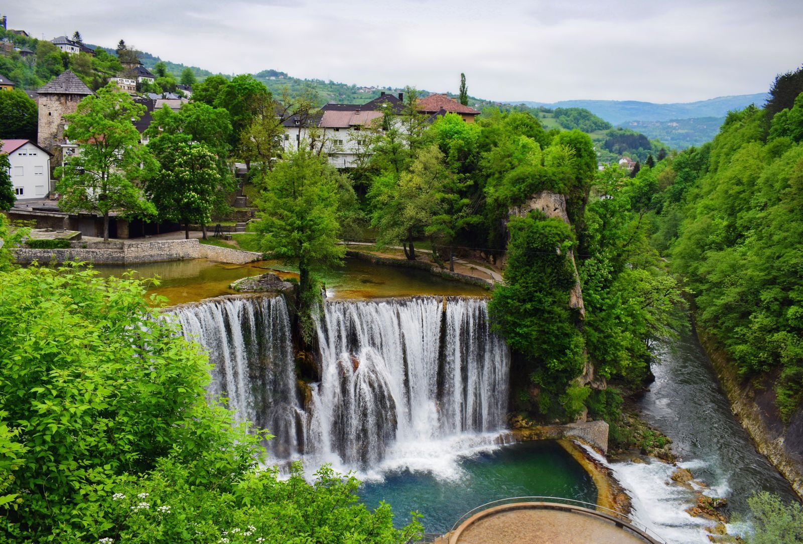 Jajce Bosnia travel guide: the waterfall, fortress, catacombs and watermills