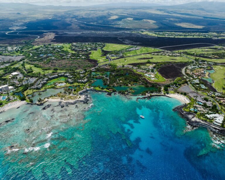 Kona vs Hilo: choosing between the Big Island's sunny and lush sides