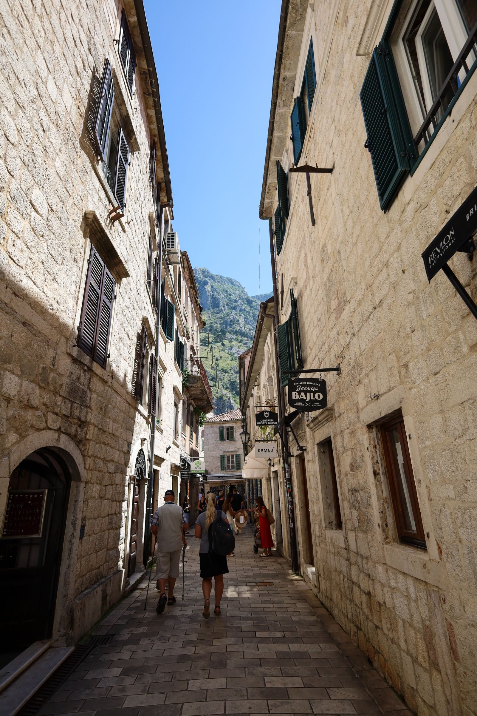 Kotor Montenegro travel guide: the fortress climb, Bay of Kotor and stays