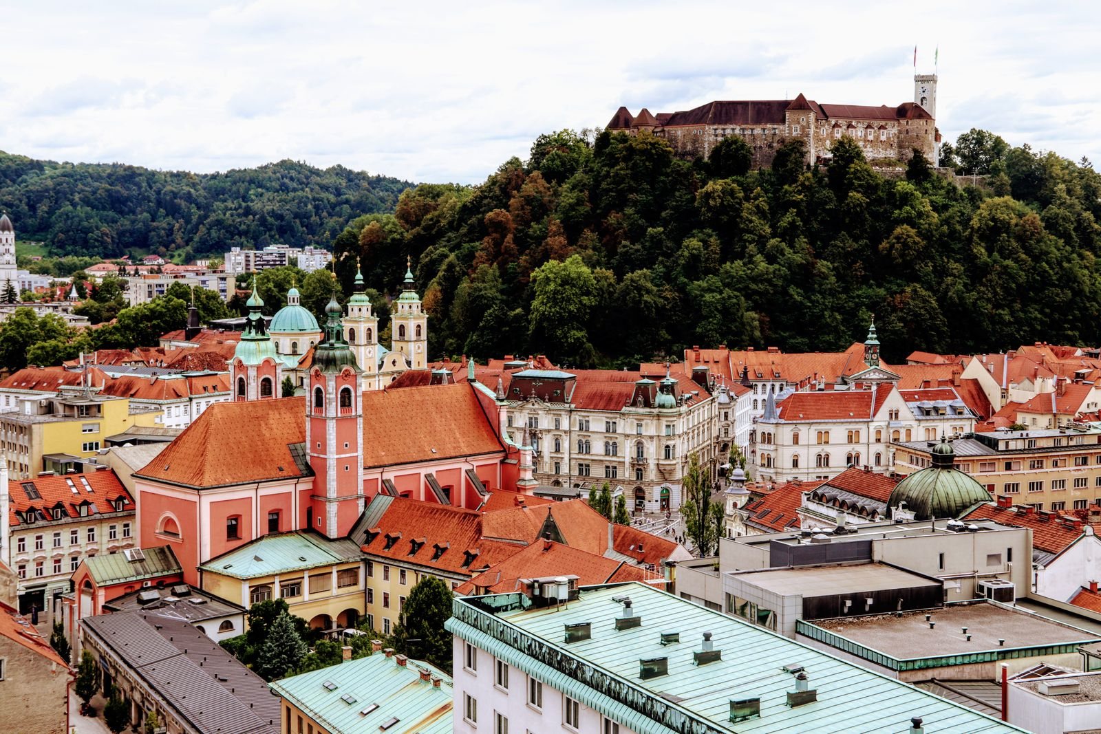 Ljubljana Slovenia travel guide to the old town and riverside