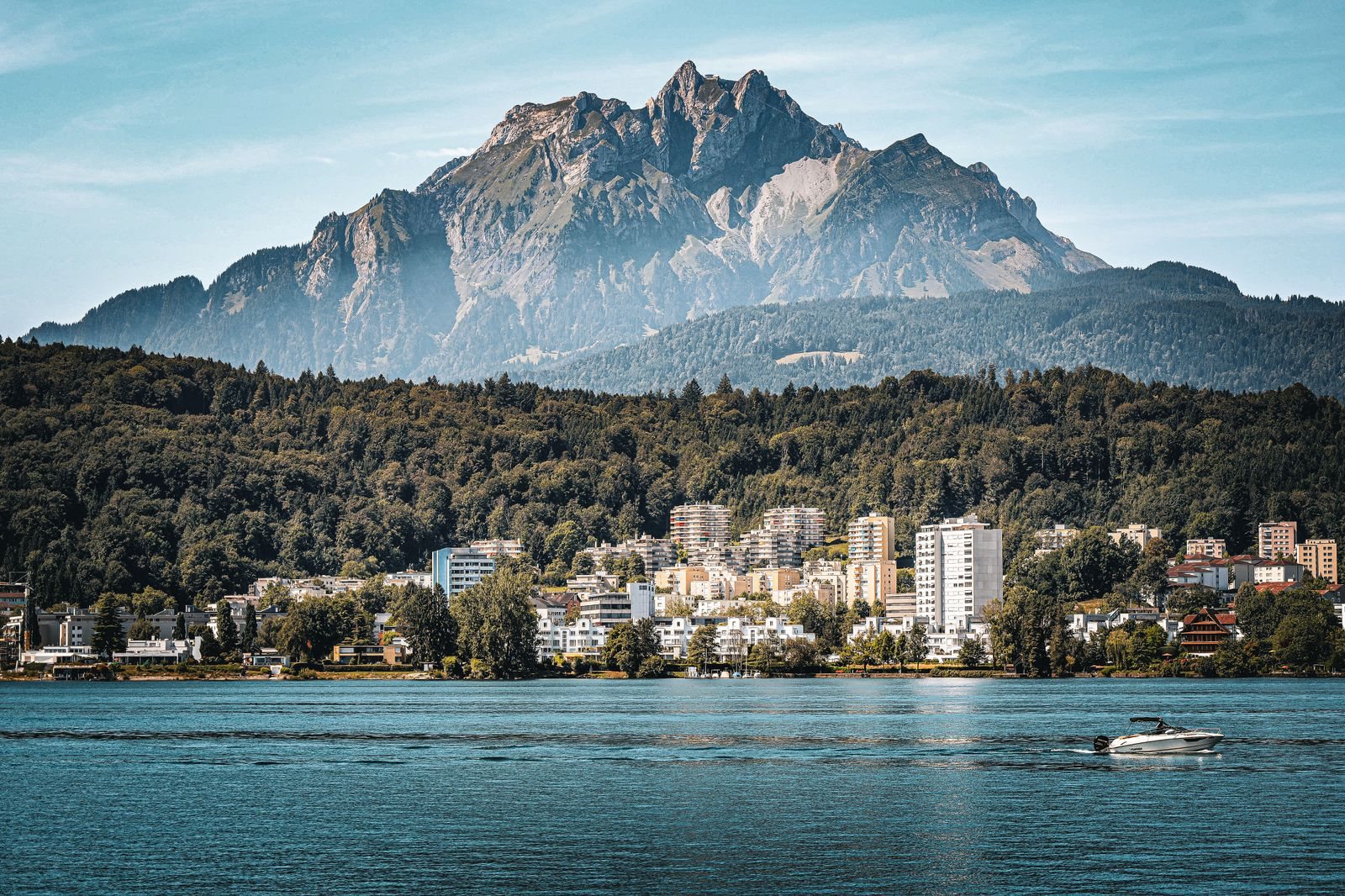 Lucerne travel guide to Mount Pilatus and Rigi