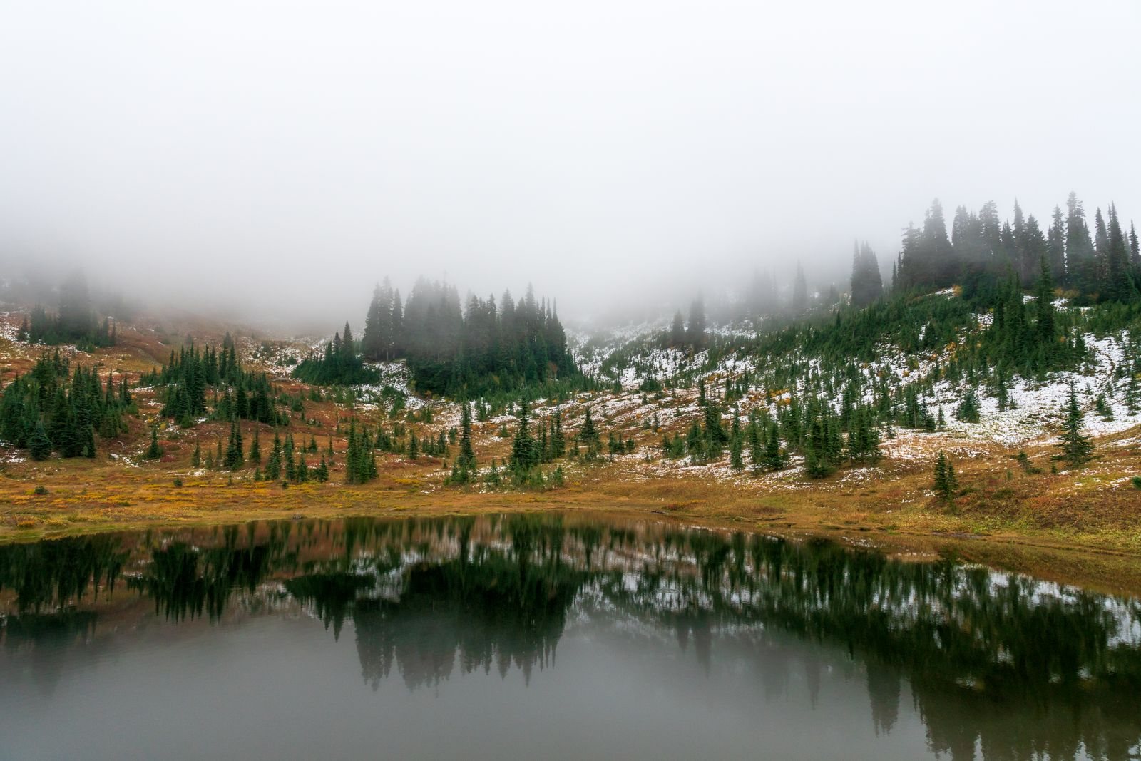 Mount Rainier travel guide to waterfalls and where to stay