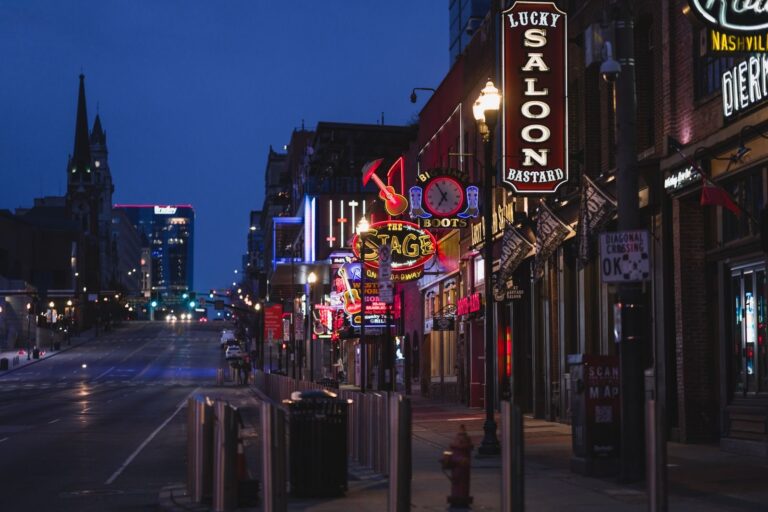 Nashville travel guide: honky-tonks, hot chicken, live music and what to do in Music City