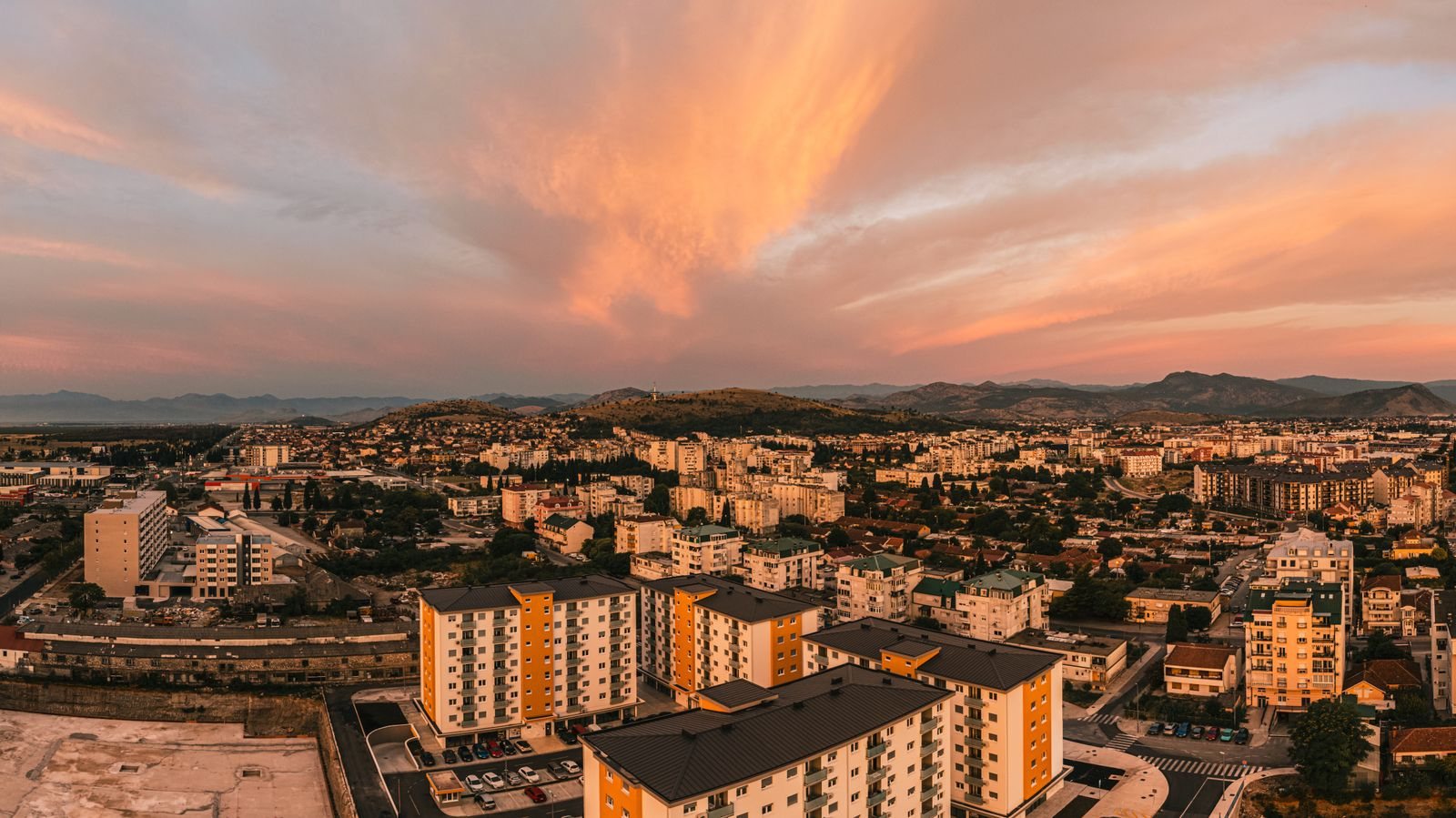 Podgorica travel guide to the old town, bridges and riverside