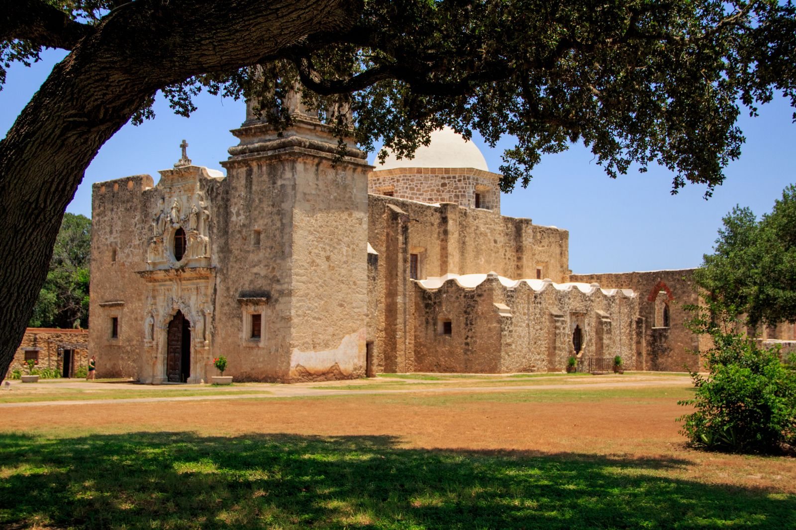 San Antonio travel guide tips on getting around San Antonio, costs and what we wish we knew