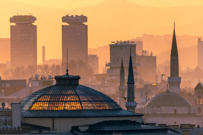 Sarajevo travel guide: Bascarsija, Tunnel of Hope, Yellow Fortress and costs