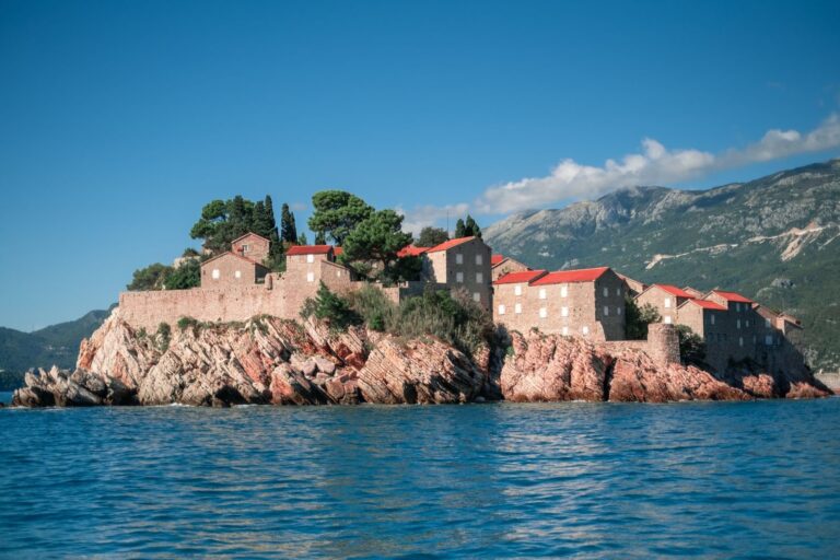 Sveti Stefan Montenegro travel guide: viewpoints, beaches and the island