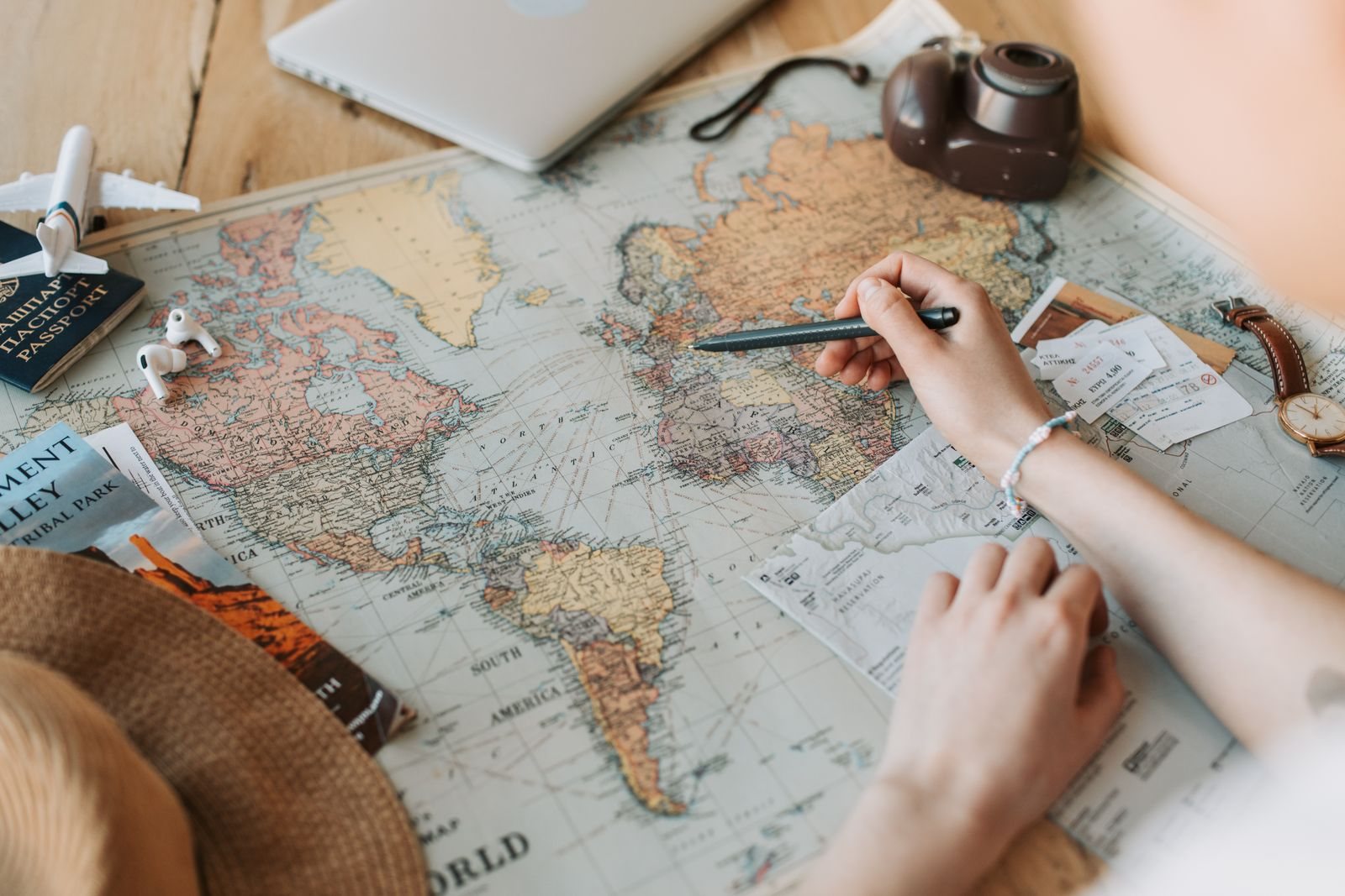 Travel agency: our honest guide and what to look for