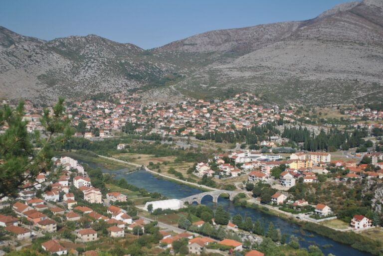 Trebinje travel guide: old town, wineries, food and costs near Dubrovnik