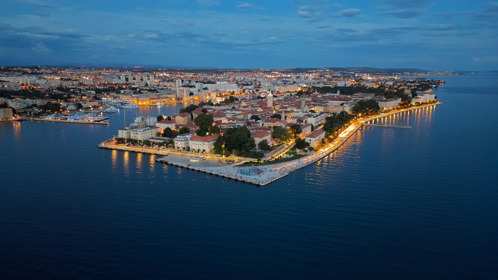 Zadar Croatia travel guide to the Sea Organ and Greeting to the Sun